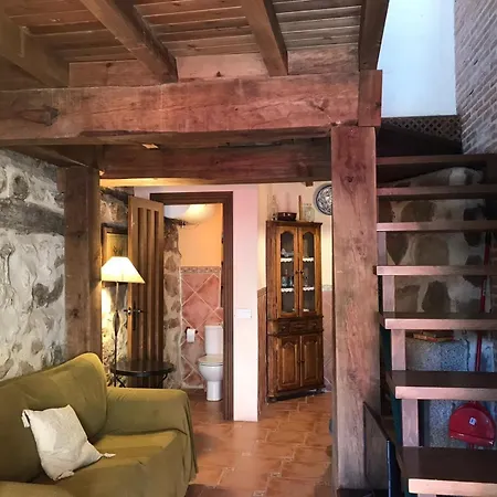 La Plazuela - Casa rural Navalguijo