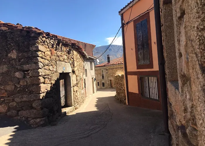 منزل ريفي La Plazuela -